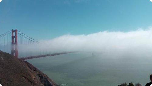 Verschleiert, aber trotzdem schön: Die Golden Gate Bridge